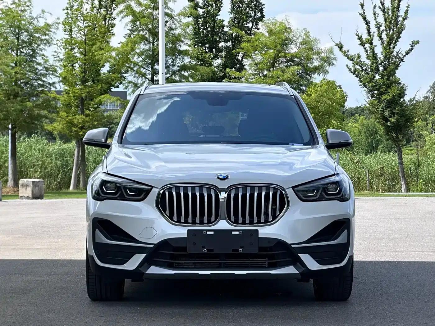 BMW X1 2021 xDrive25Li Premium — миниатюра 3