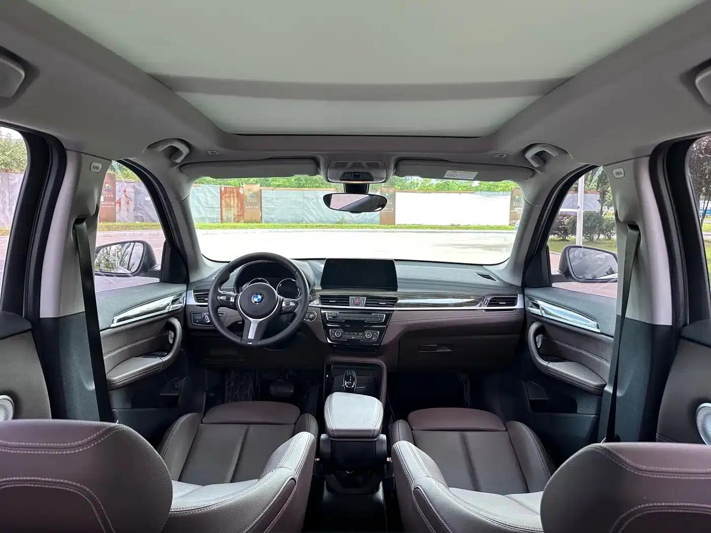 BMW X1 2021 xDrive25Li Premium — миниатюра 7