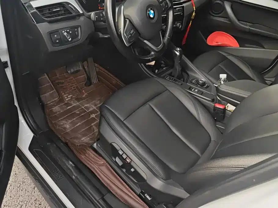 BMW X1 2018 sDrive20Li Leading Edition — миниатюра 9