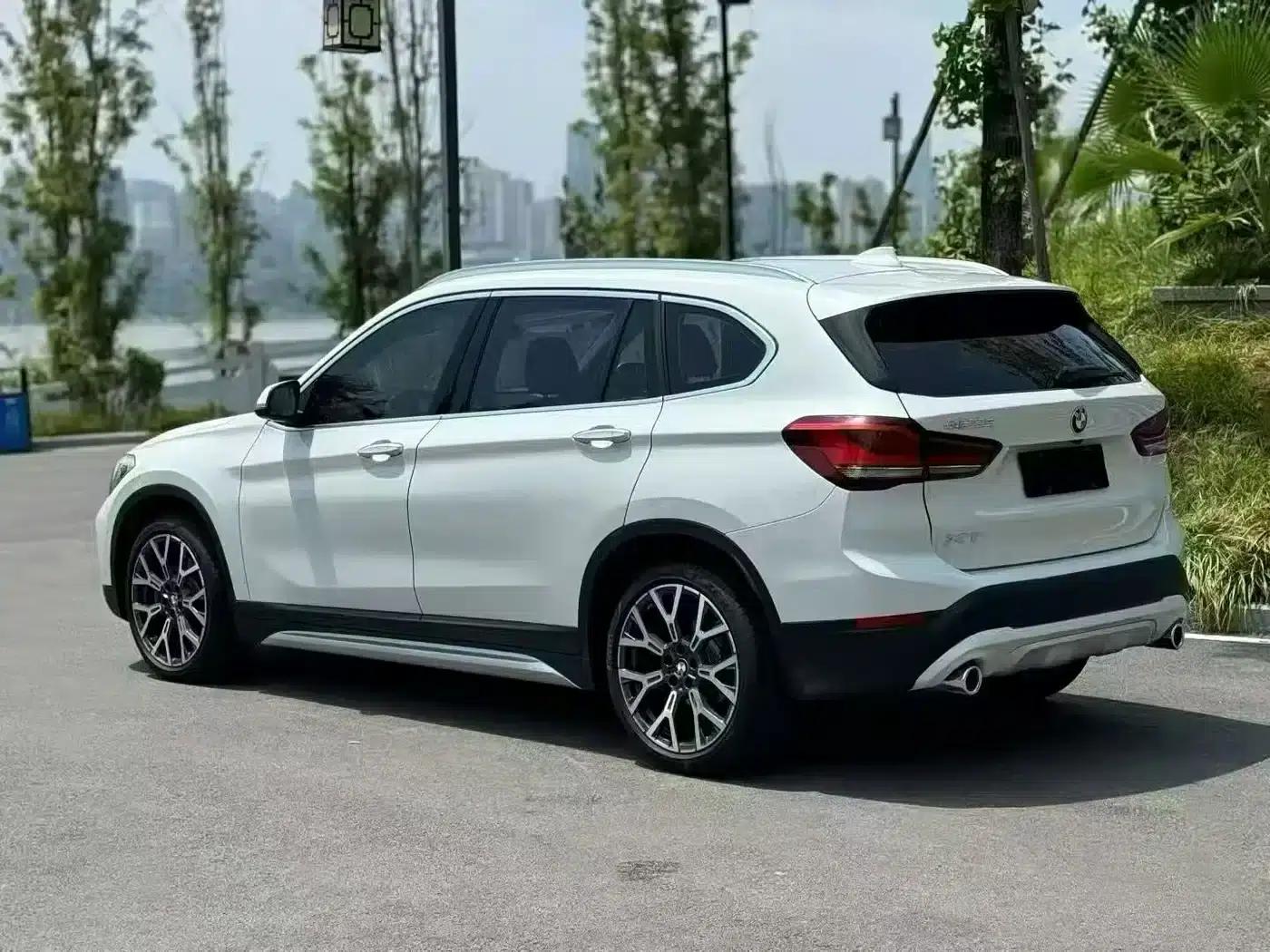 BMW X1 2020 xDrive25Li Premium — миниатюра 4