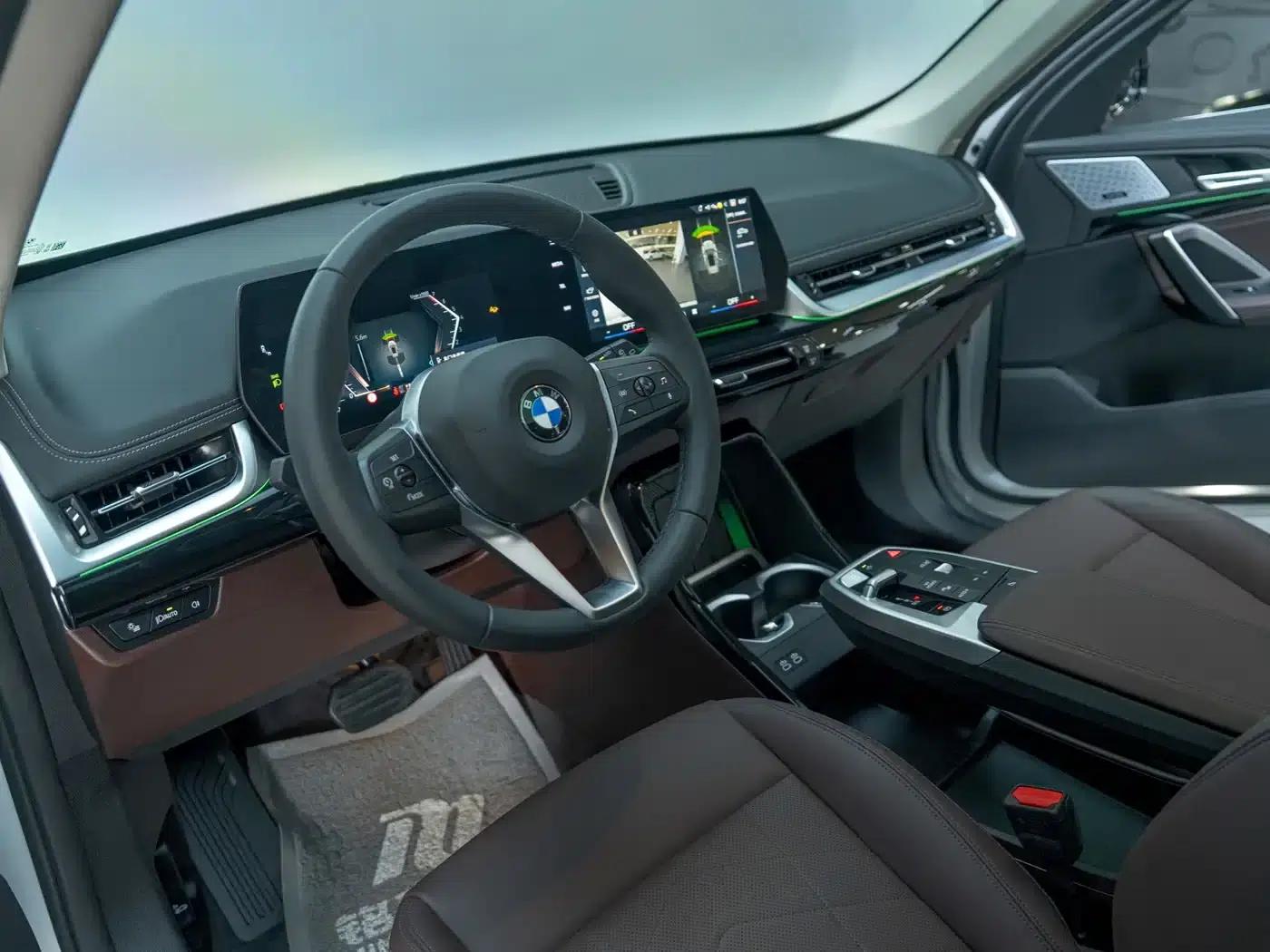 2024 BMW X1 sDrive25Li X Design Package — миниатюра 9