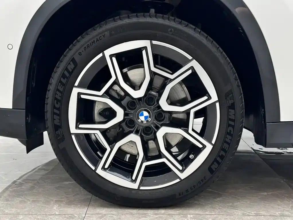 2024 BMW X1 sDrive25Li X Design Package — миниатюра 19