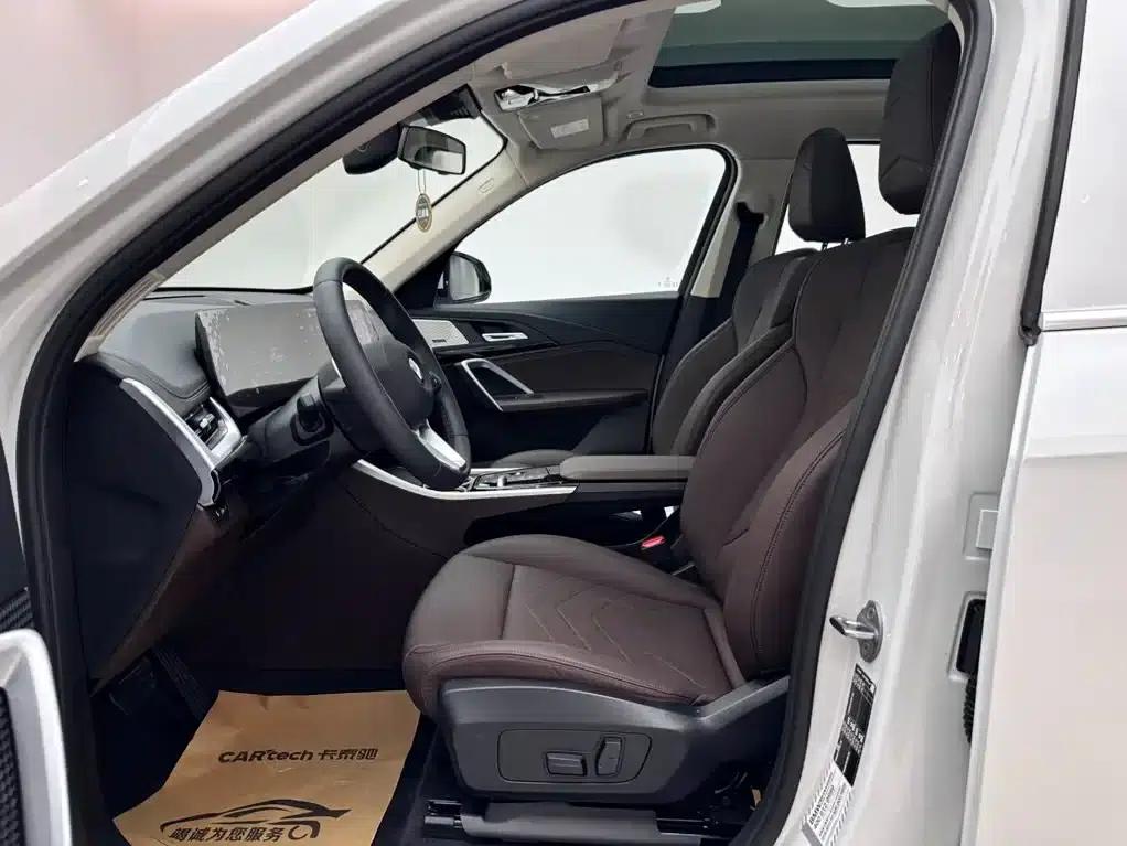 2024 BMW X1 sDrive25Li X Design Package — миниатюра 8