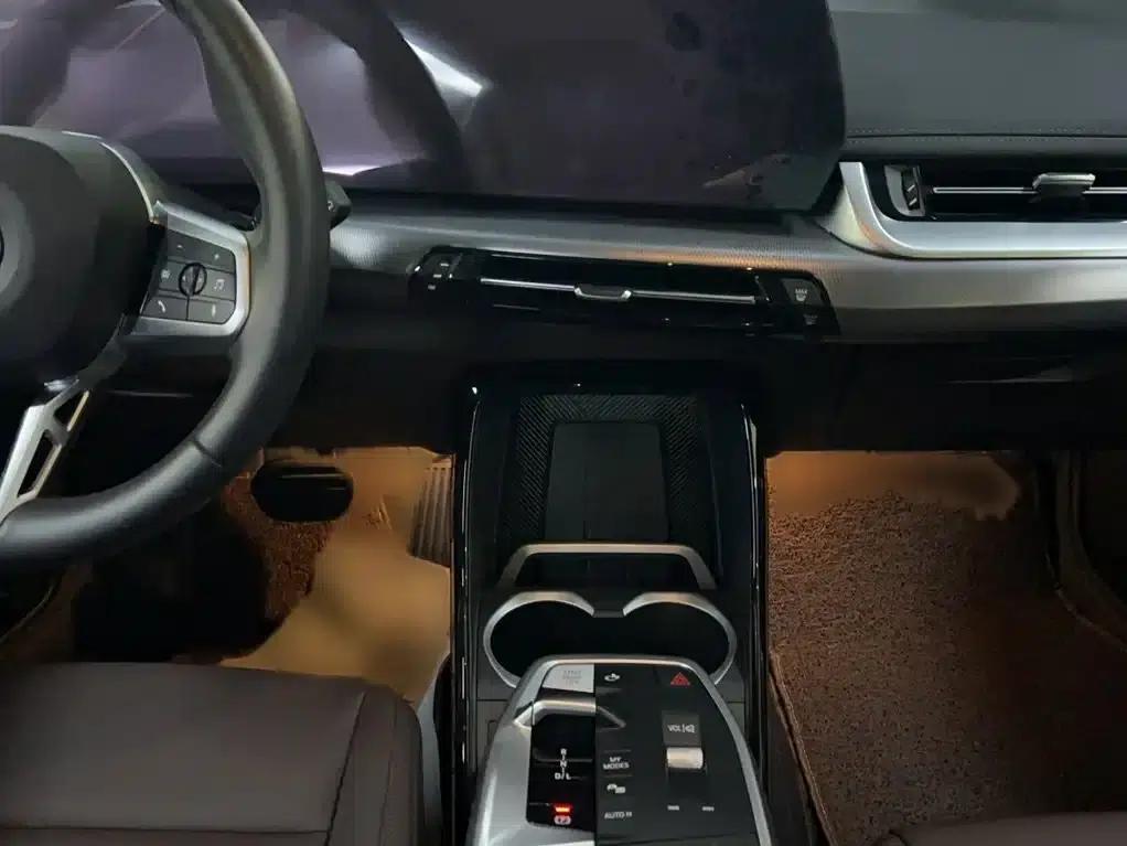 BMW X1 2023 sDrive25Li M Sport Package — миниатюра 5