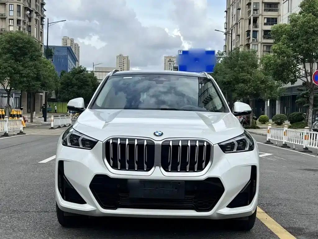 BMW X1 2023 sDrive25Li M Sport Package — миниатюра 6