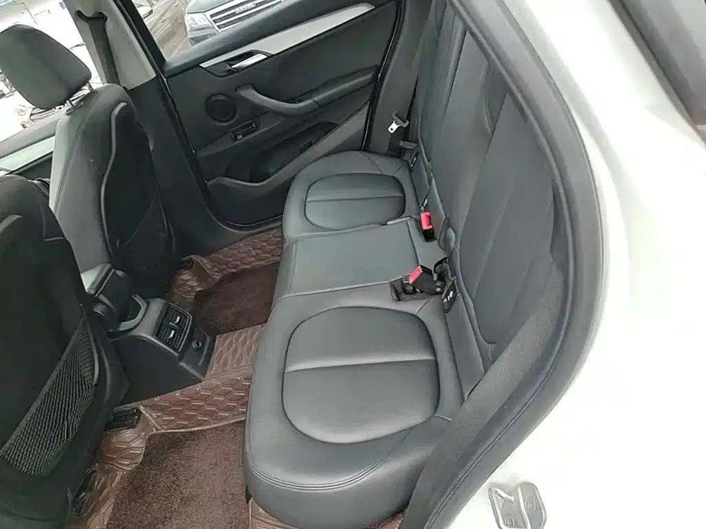 BMW X1 2016 sDrive18Li Premium — миниатюра 17