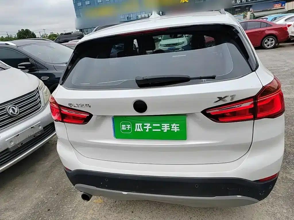 BMW X1 2016 sDrive18Li Premium — миниатюра 6