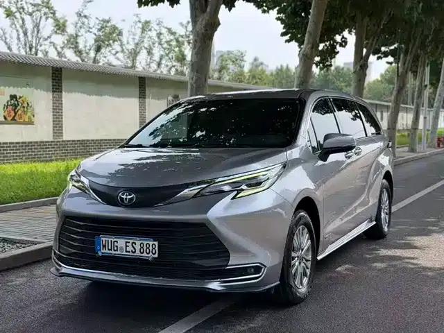 2021 Sienna 2.5L Hybrid Comfort Edition