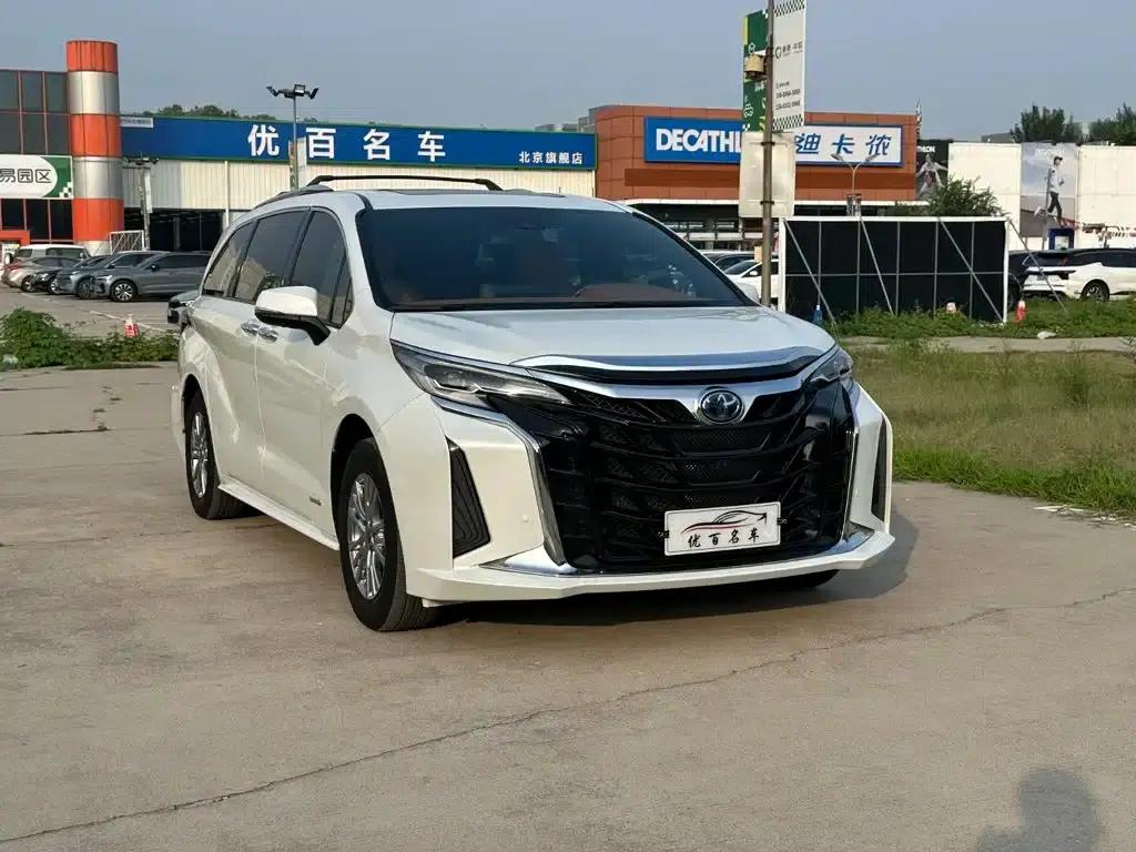 2021 Sienna 2.5L Hybrid Comfort Edition — миниатюра 3
