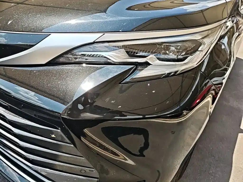 2024 Sienna 2.5L Hybrid AWD Premium Edition — миниатюра 18