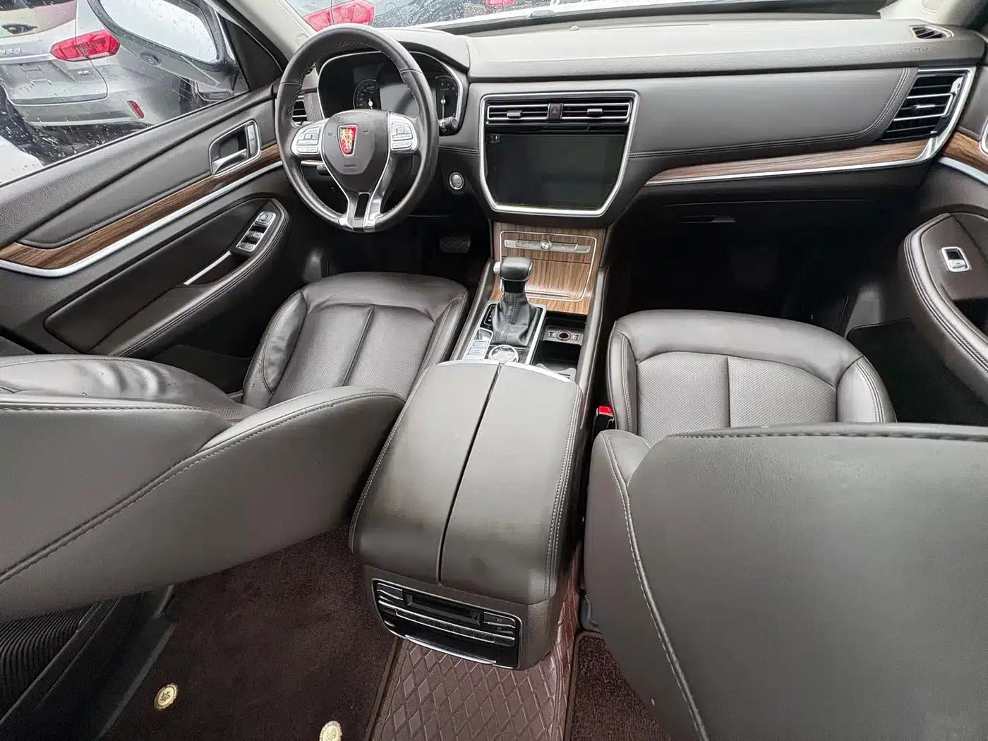 Roewe RX8 2018 30T Intelligent Internet Four-Wheel Drive Flagship Edition — миниатюра 13