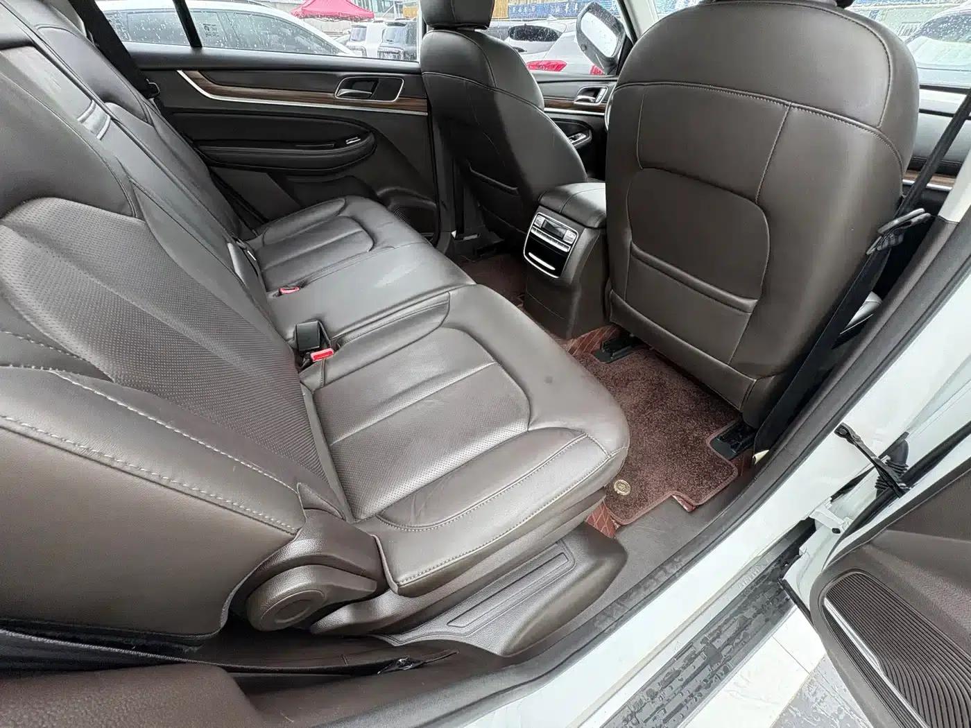 Roewe RX8 2018 30T Intelligent Internet Four-Wheel Drive Flagship Edition — миниатюра 14
