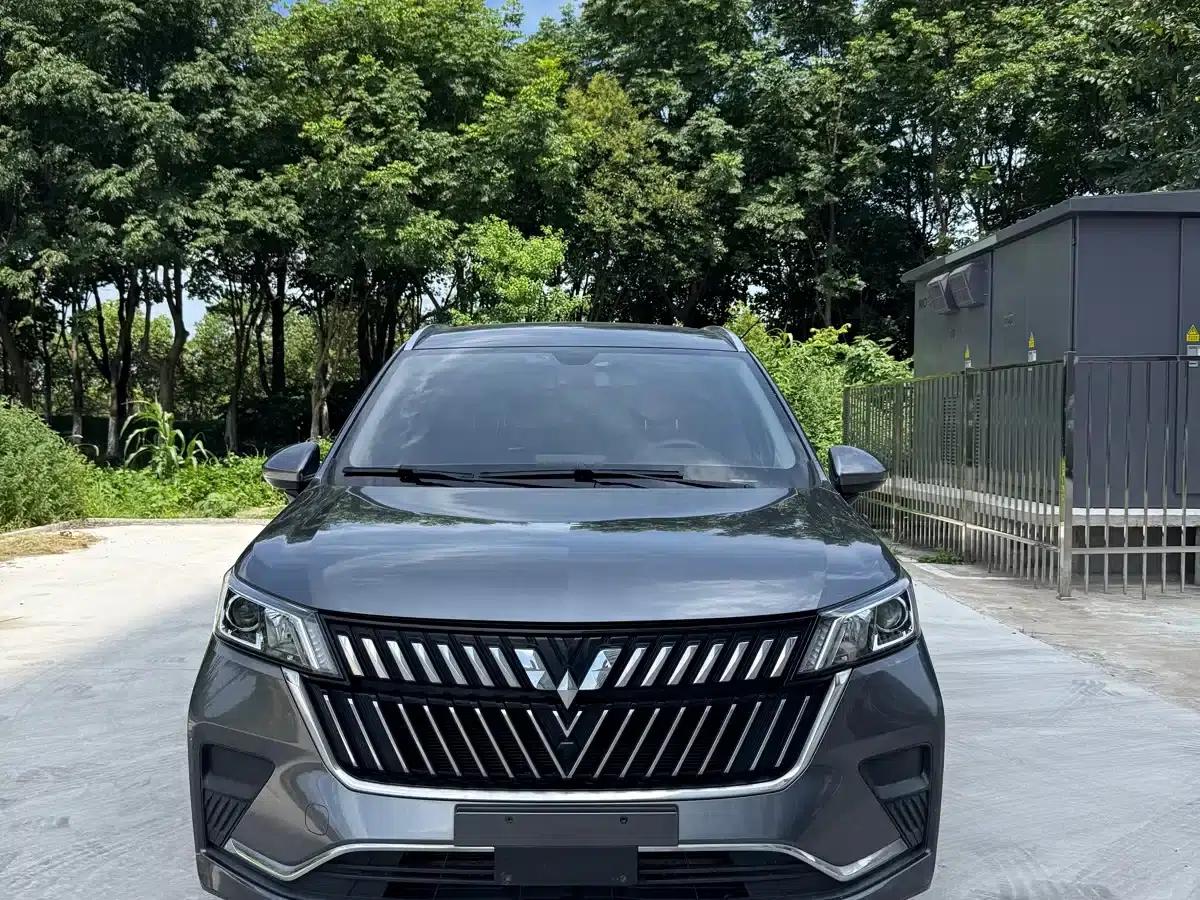 Wuling Jiachen 2022 1.5L Manual Enjoyment Elite Edition — миниатюра 2