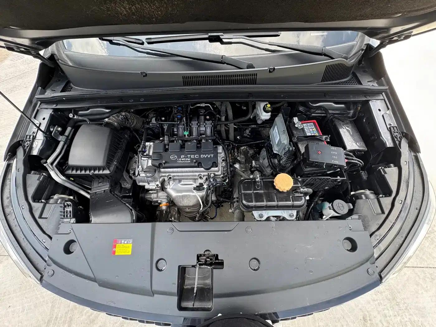 Wuling Jiachen 2022 1.5L Manual Enjoyment Elite Edition — миниатюра 13