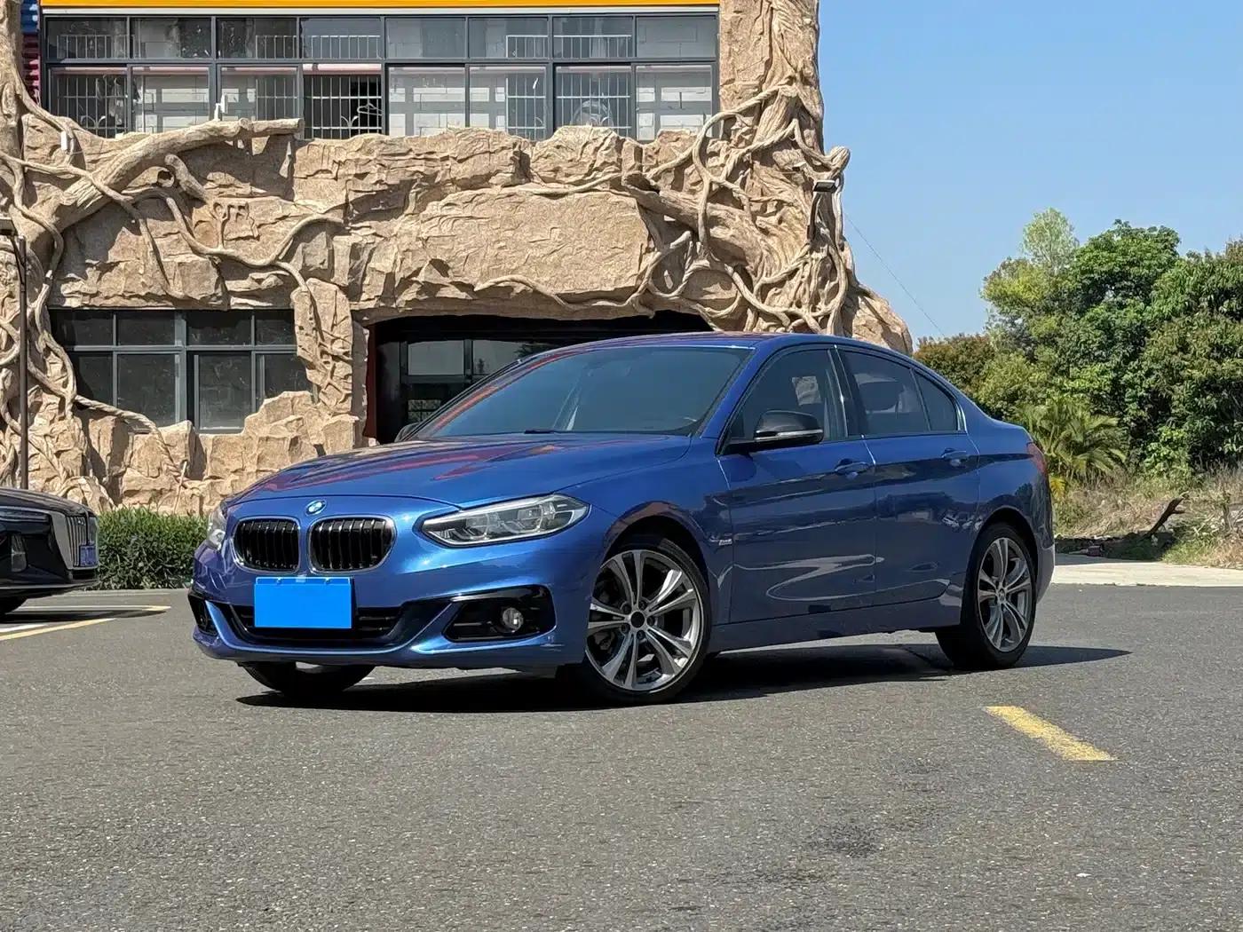 2017 BMW 1 Series 118i Sport — миниатюра 1