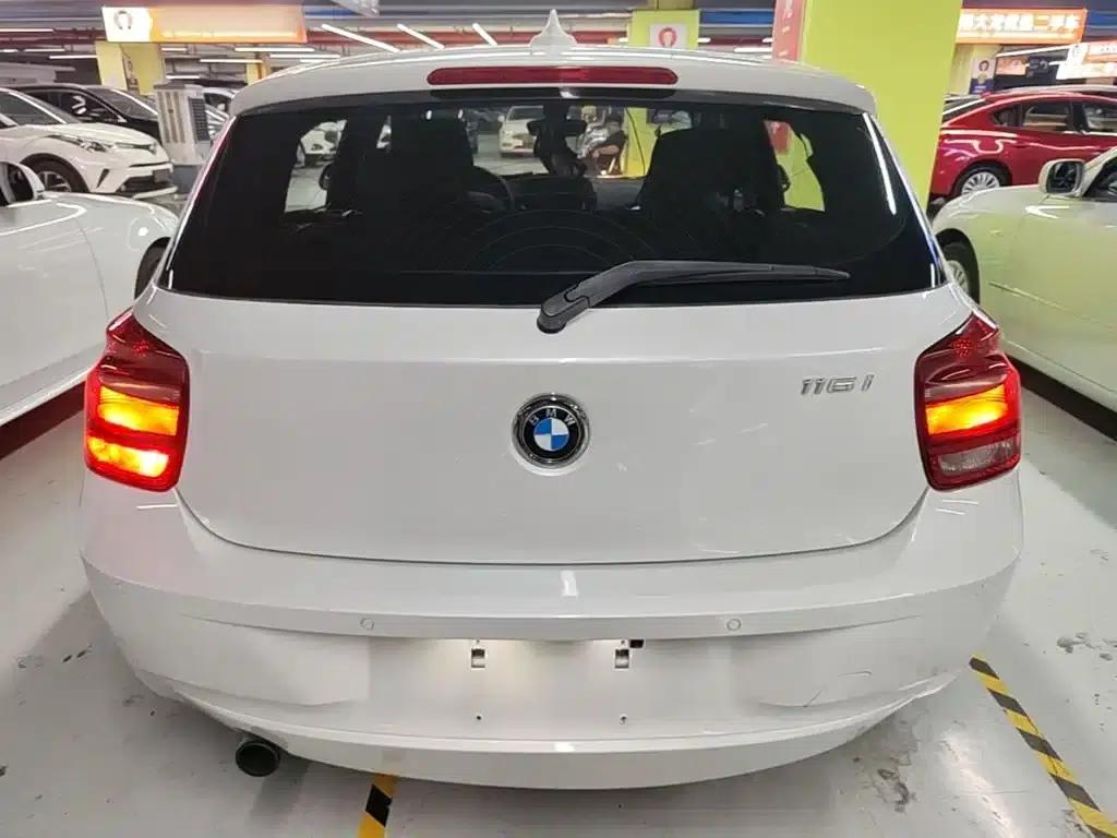 2013 BMW 1 Series (Imported) Facelift 116i Leading Edition — миниатюра 6