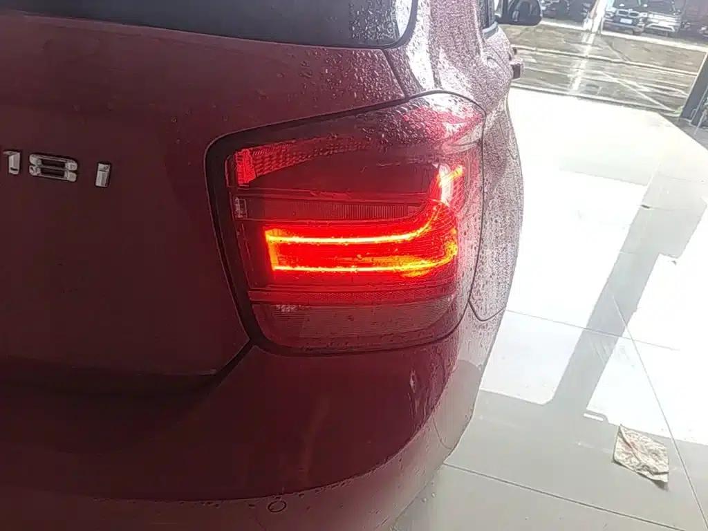 2013 BMW 1 Series (Imported) Facelift 118i Leading Edition — миниатюра 8