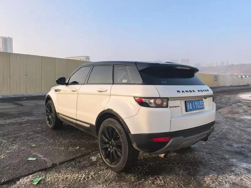 Range Rover Evoque 2015 2.0T 5-Door Smart Edition — миниатюра 4