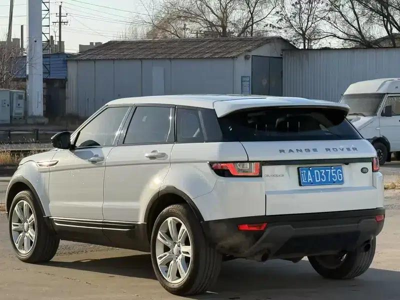 Range Rover Evoque 2017 2.0T Pure Fashion Edition — миниатюра 4