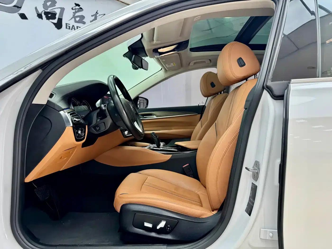 2018 BMW 6 Series GT 630i Luxury Design Package — миниатюра 5
