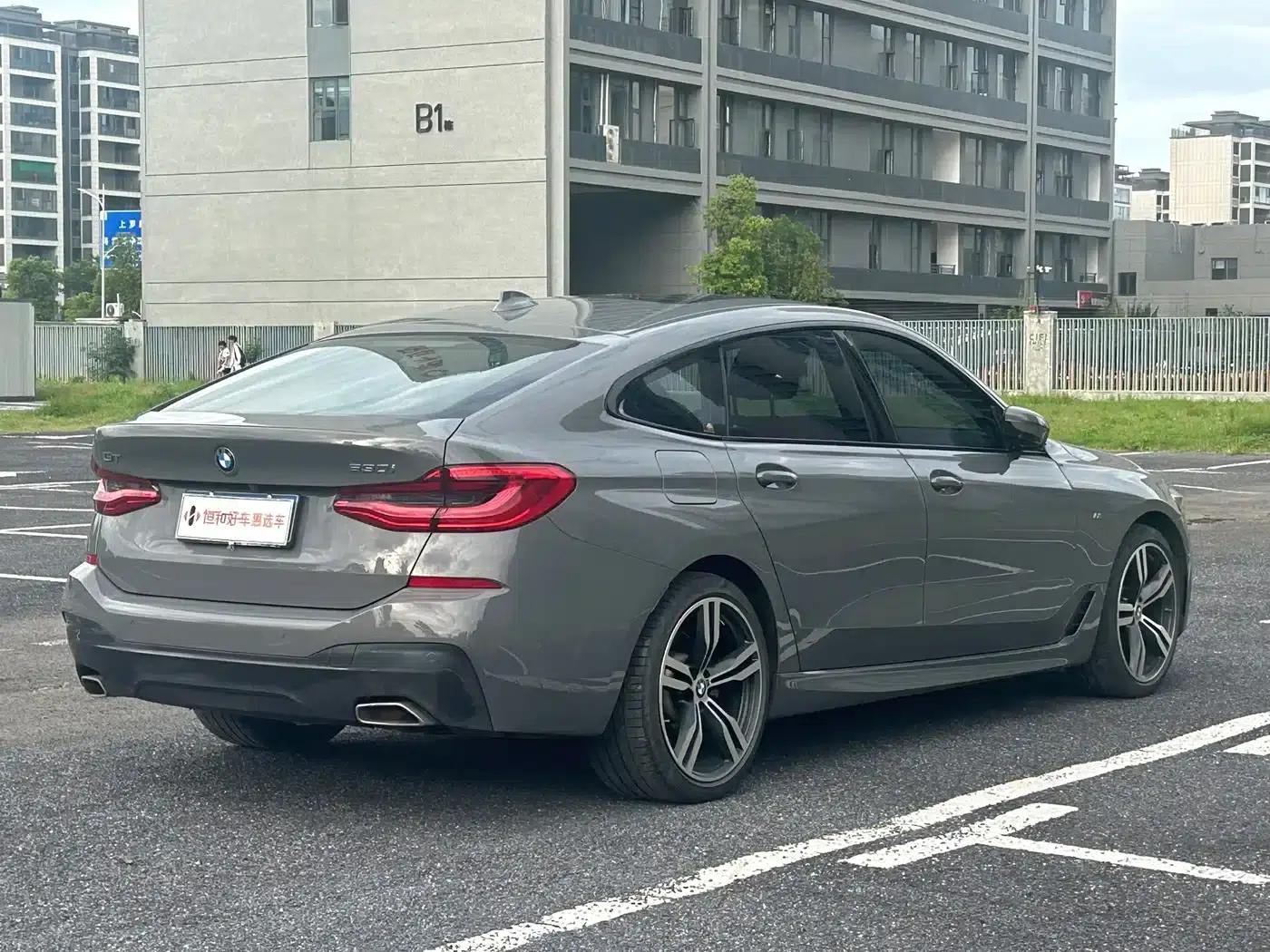 2022 BMW 6 Series GT 630i M Sport Package — миниатюра 6