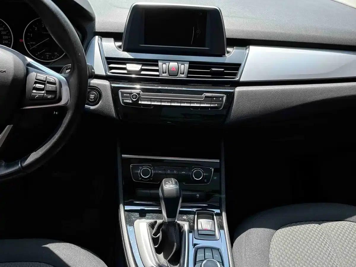 2016 BMW 2 Series Gran Tourer 218i Fashion Edition — миниатюра 23