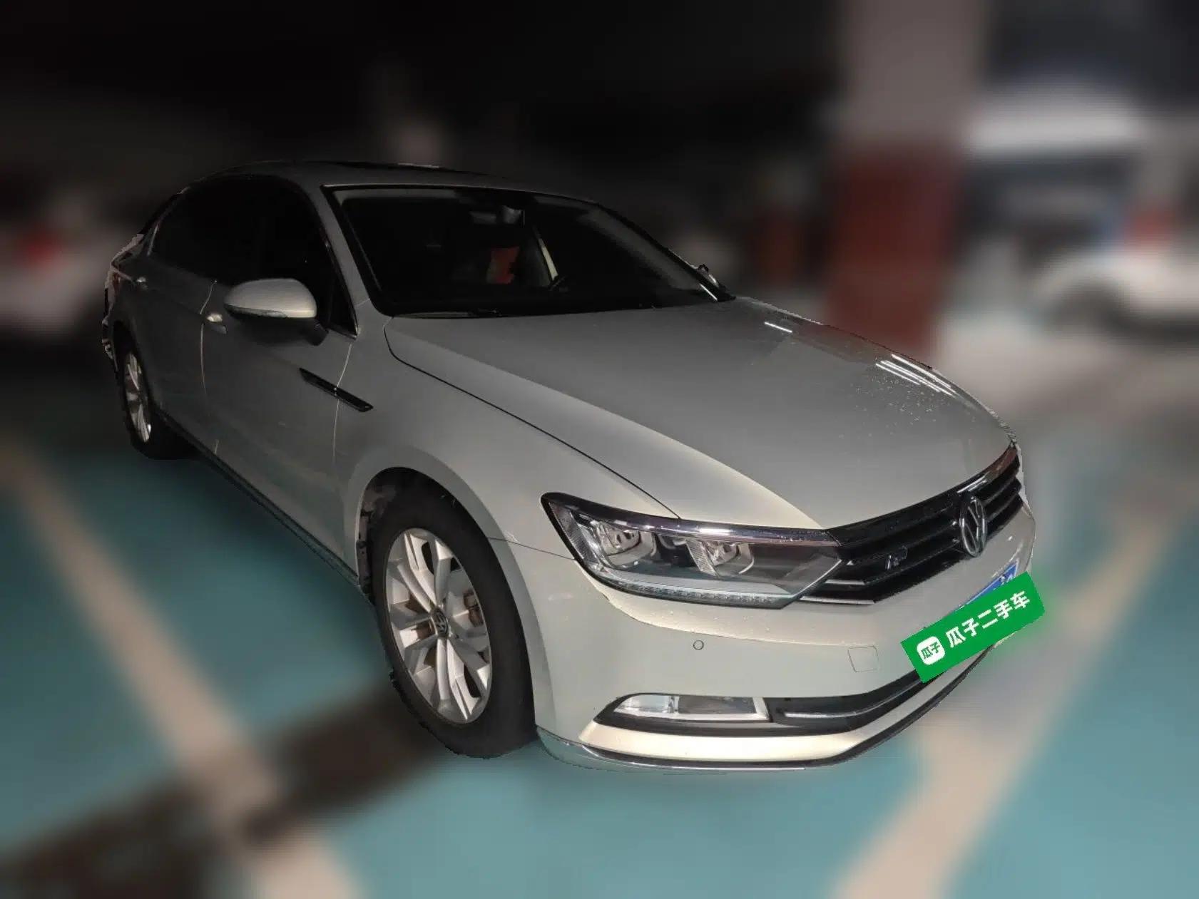 Volkswagen Magotan 2017 330TSI DSG Luxury Model — миниатюра 3