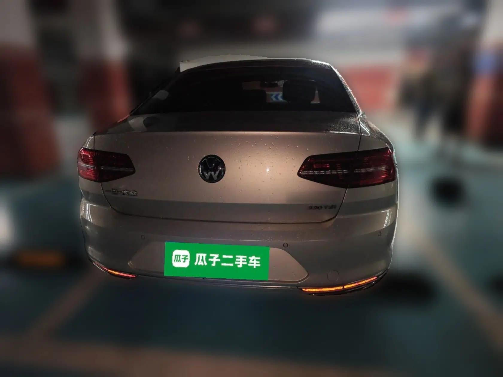 Volkswagen Magotan 2017 330TSI DSG Luxury Model — миниатюра 5