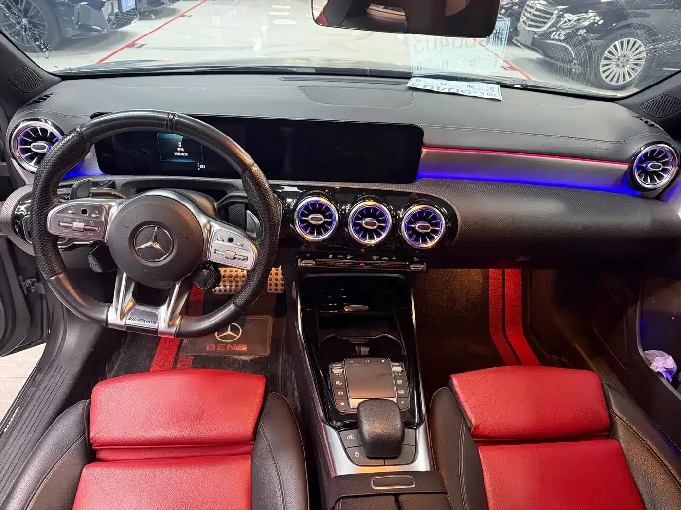Imported 2020 Mercedes-Benz A-Class AMG Facelift AMG A 35 4MATIC — миниатюра 5