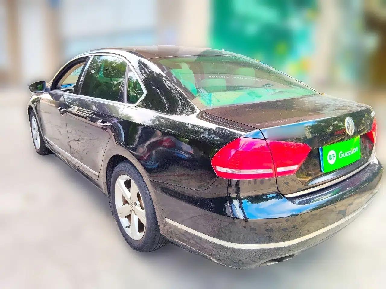 Volkswagen Passat 2013 2.0 TSI DSG Ultimate Edition — миниатюра 4