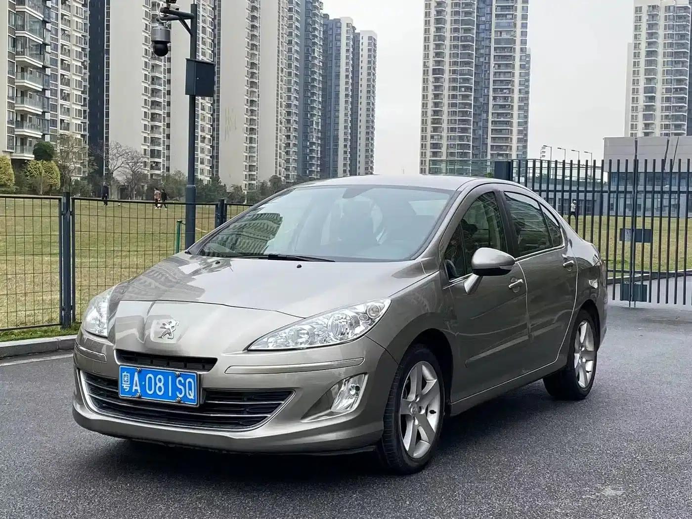 Peugeot 408 2013 2.0L Automatic Comfort Edition — миниатюра 1