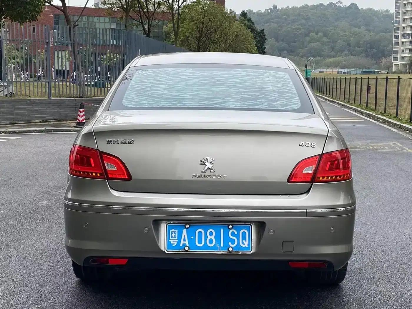 Peugeot 408 2013 2.0L Automatic Comfort Edition — миниатюра 13