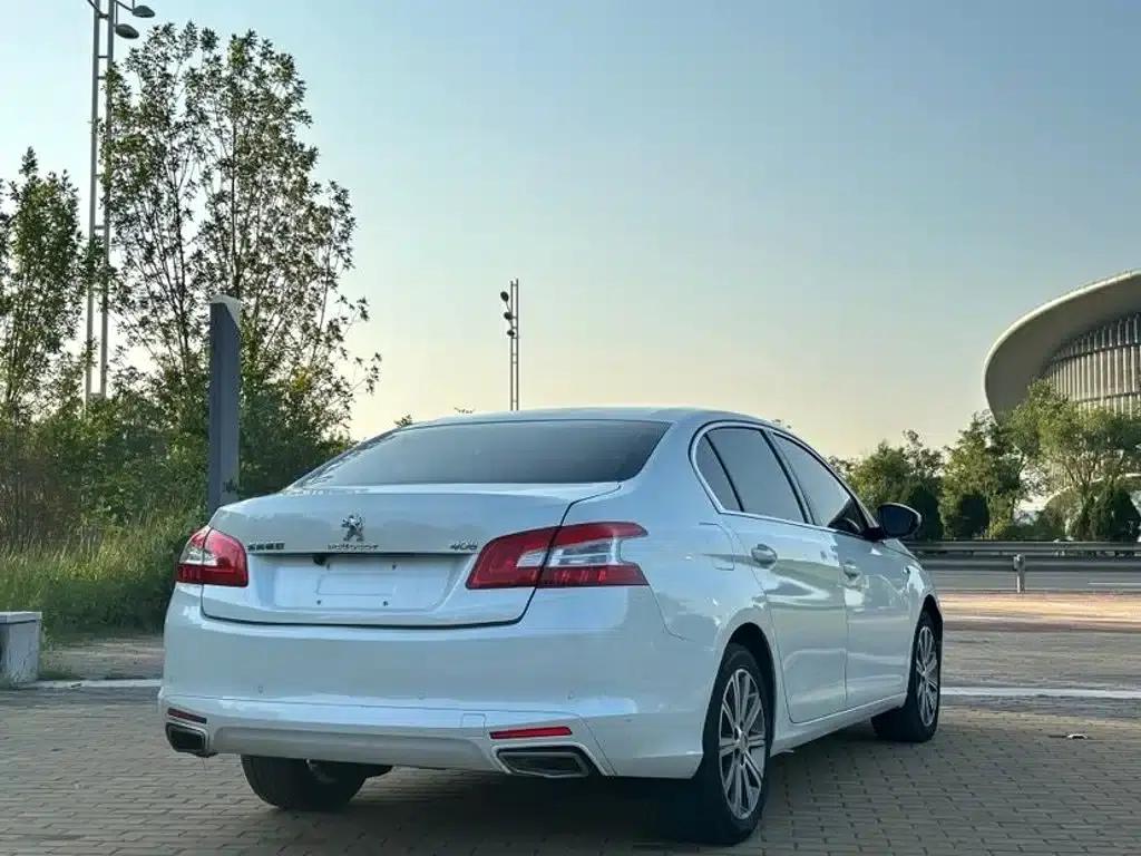 Peugeot 408 2016 1.6T Automatic Luxury Edition — миниатюра 4