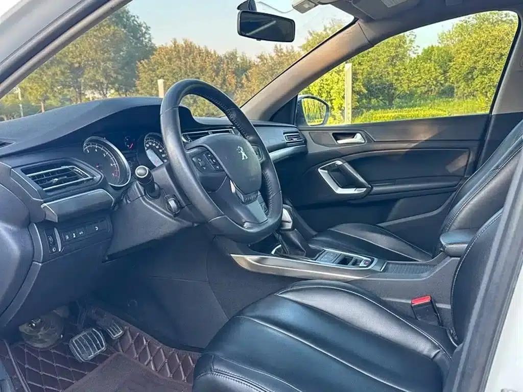 Peugeot 408 2016 1.6T Automatic Luxury Edition — миниатюра 8