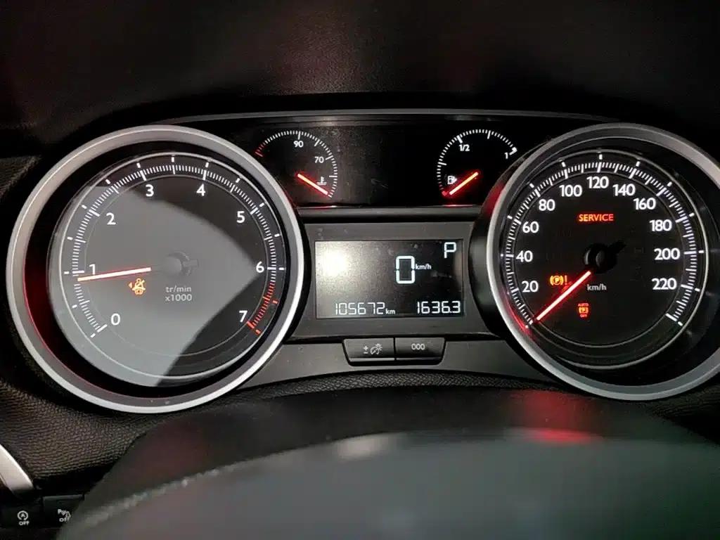 Peugeot 408 2018 350THP Automatic Luxury Edition — миниатюра 12