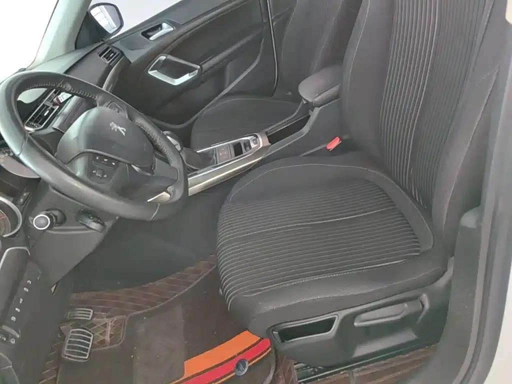 Peugeot 408 2018 350THP Automatic Luxury Edition — миниатюра 15