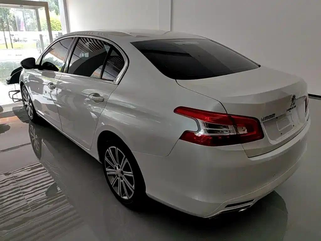 Peugeot 408 2018 350THP Automatic Luxury Edition — миниатюра 5