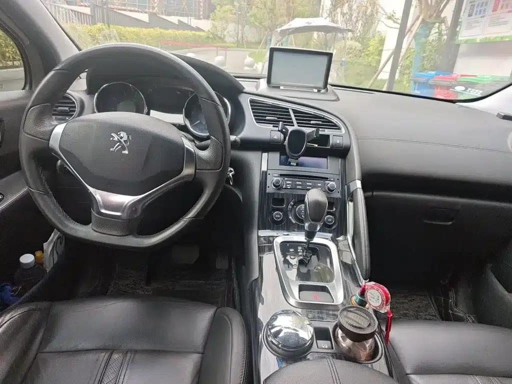 Peugeot 3008 2015 2.0L Automatic Trend Edition — миниатюра 6