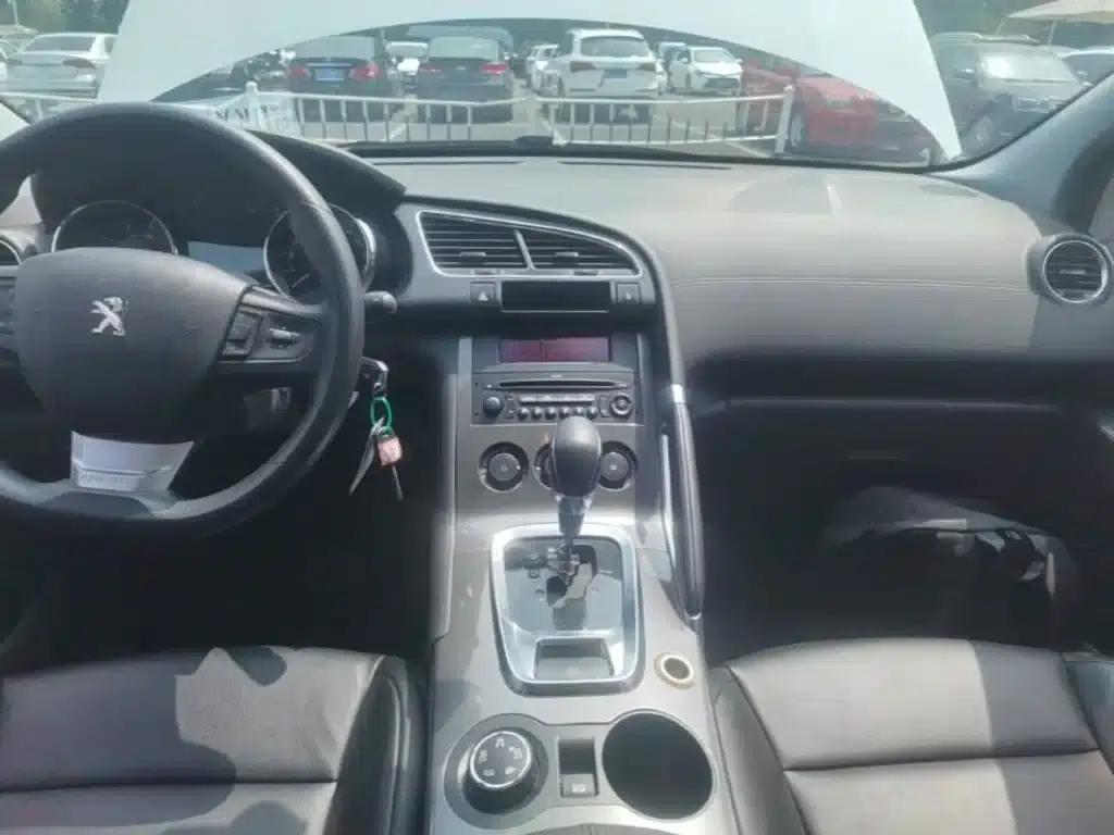 Peugeot 3008 2016 1.6THP Automatic Classic Edition — миниатюра 13