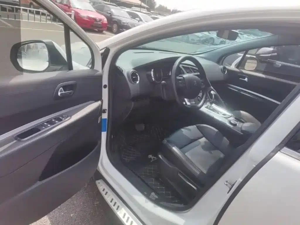Peugeot 3008 2016 1.6THP Automatic Classic Edition — миниатюра 16