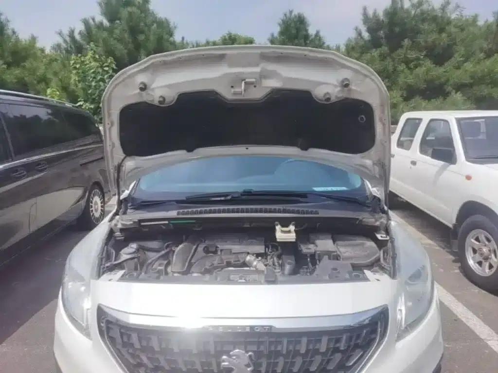 Peugeot 3008 2016 1.6THP Automatic Classic Edition — миниатюра 20