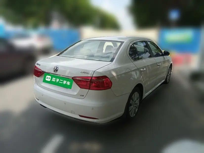 Volkswagen Lavida 2013 Revised Version 1.4 TSI DSG Comfort Edition — миниатюра 6