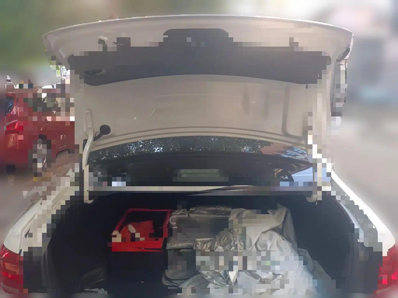 Volkswagen Lavida 2017 1.6L Automatic Comfort Edition — миниатюра 19