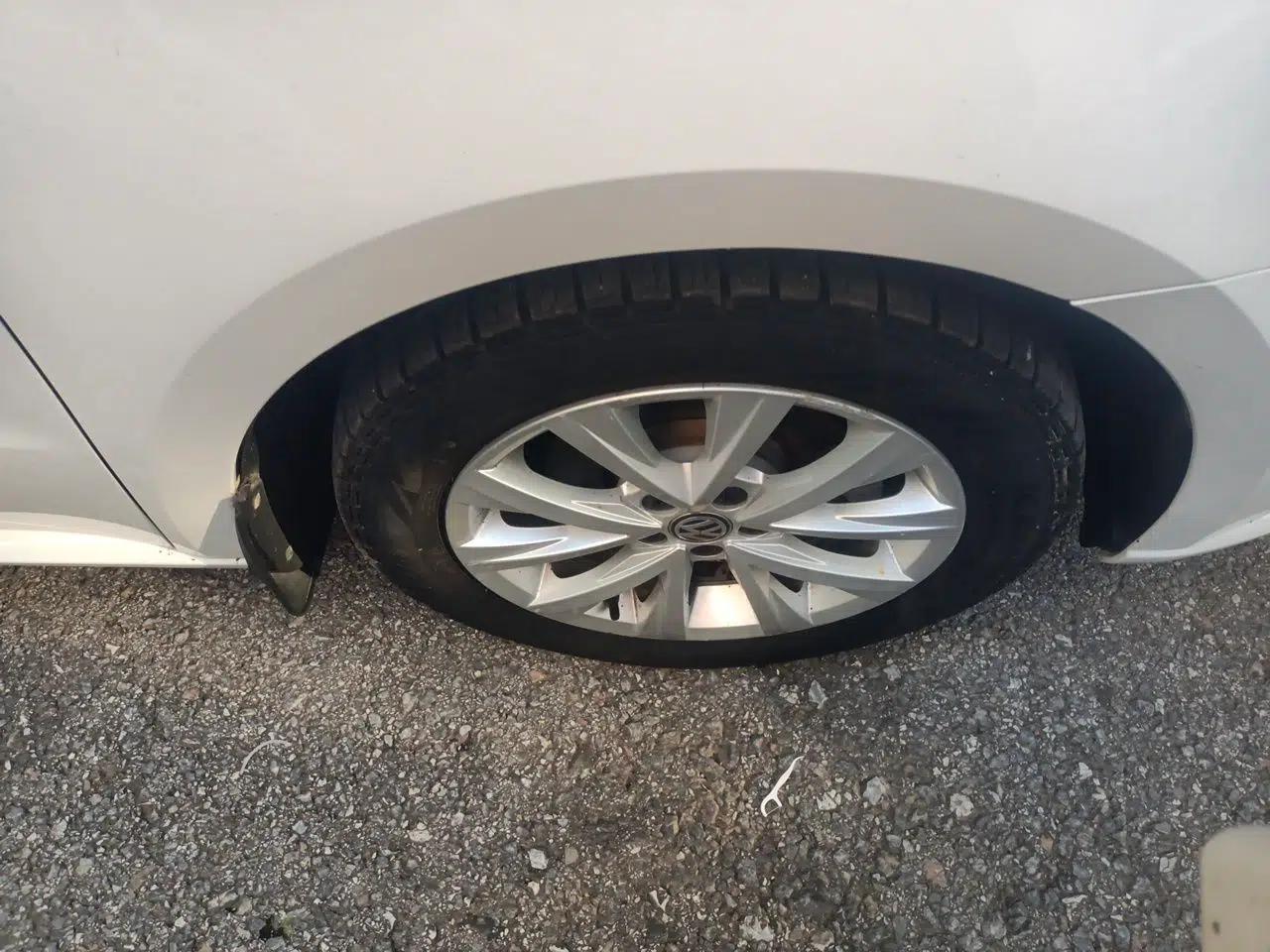 Volkswagen Lavida 2017 1.6L Automatic Comfort Edition — миниатюра 8