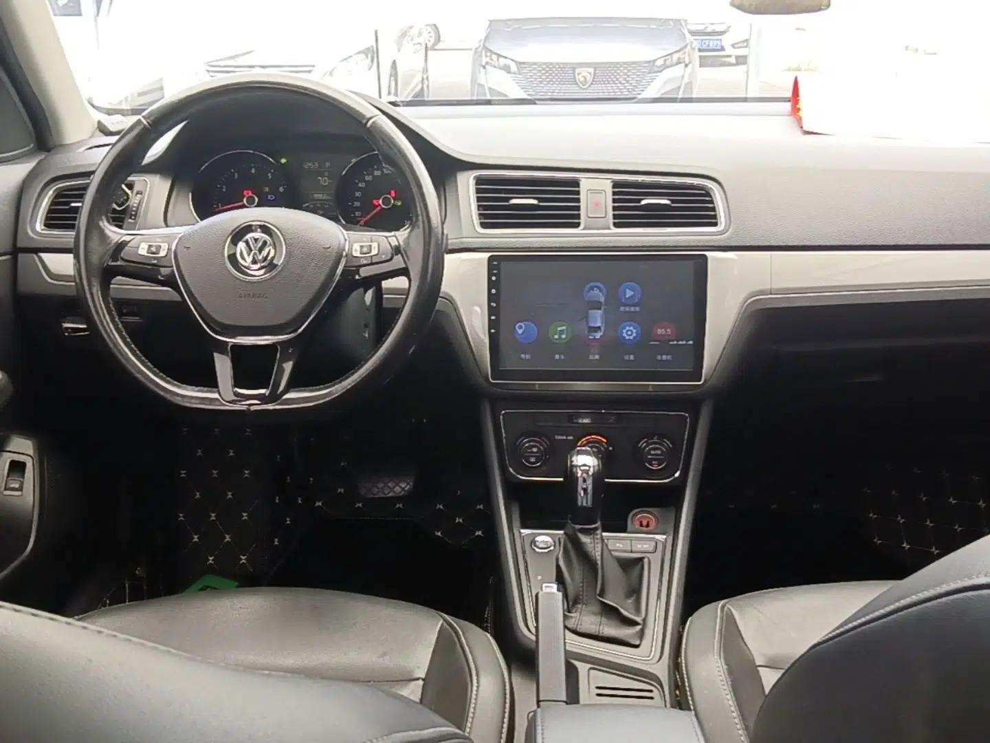 Volkswagen Lavida 2017 230TSI DSG Comfort Edition — миниатюра 12