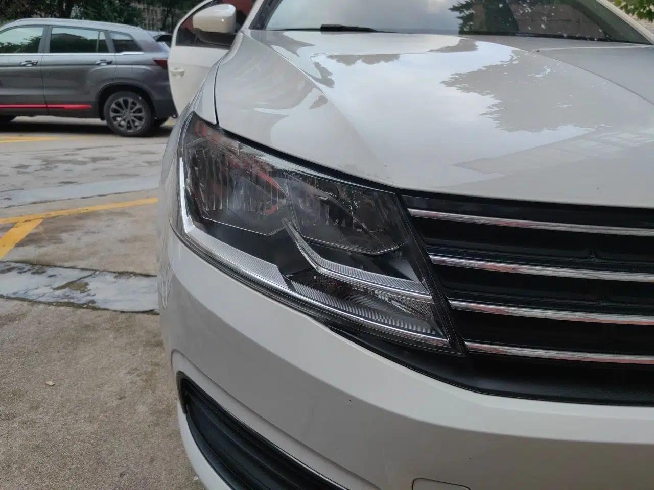 Volkswagen Lavida 2017 1.6L Automatic Fashion Edition — миниатюра 7