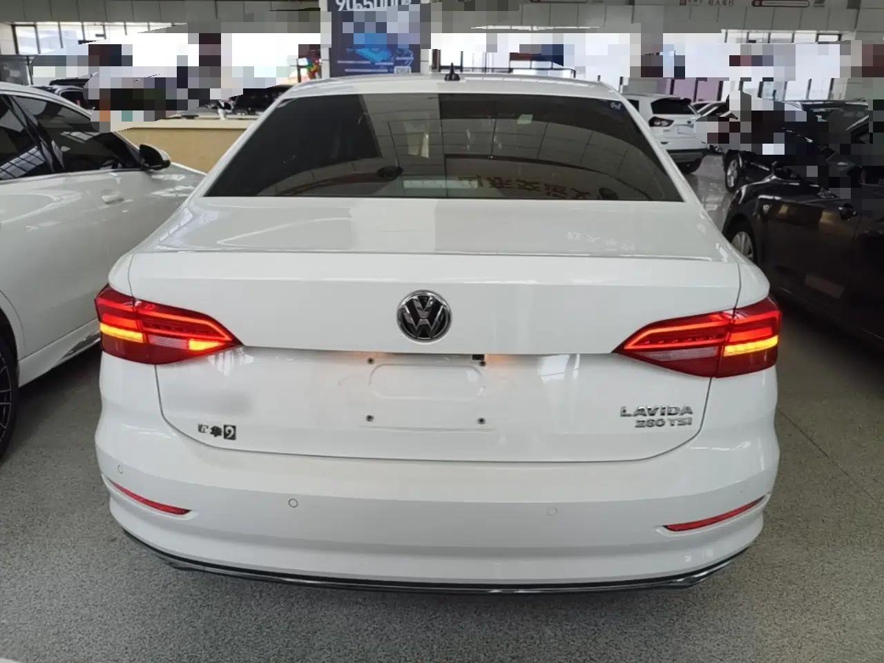 Volkswagen Lavida 2018 280TSI DSG Comfort Edition China V Standard — миниатюра 5