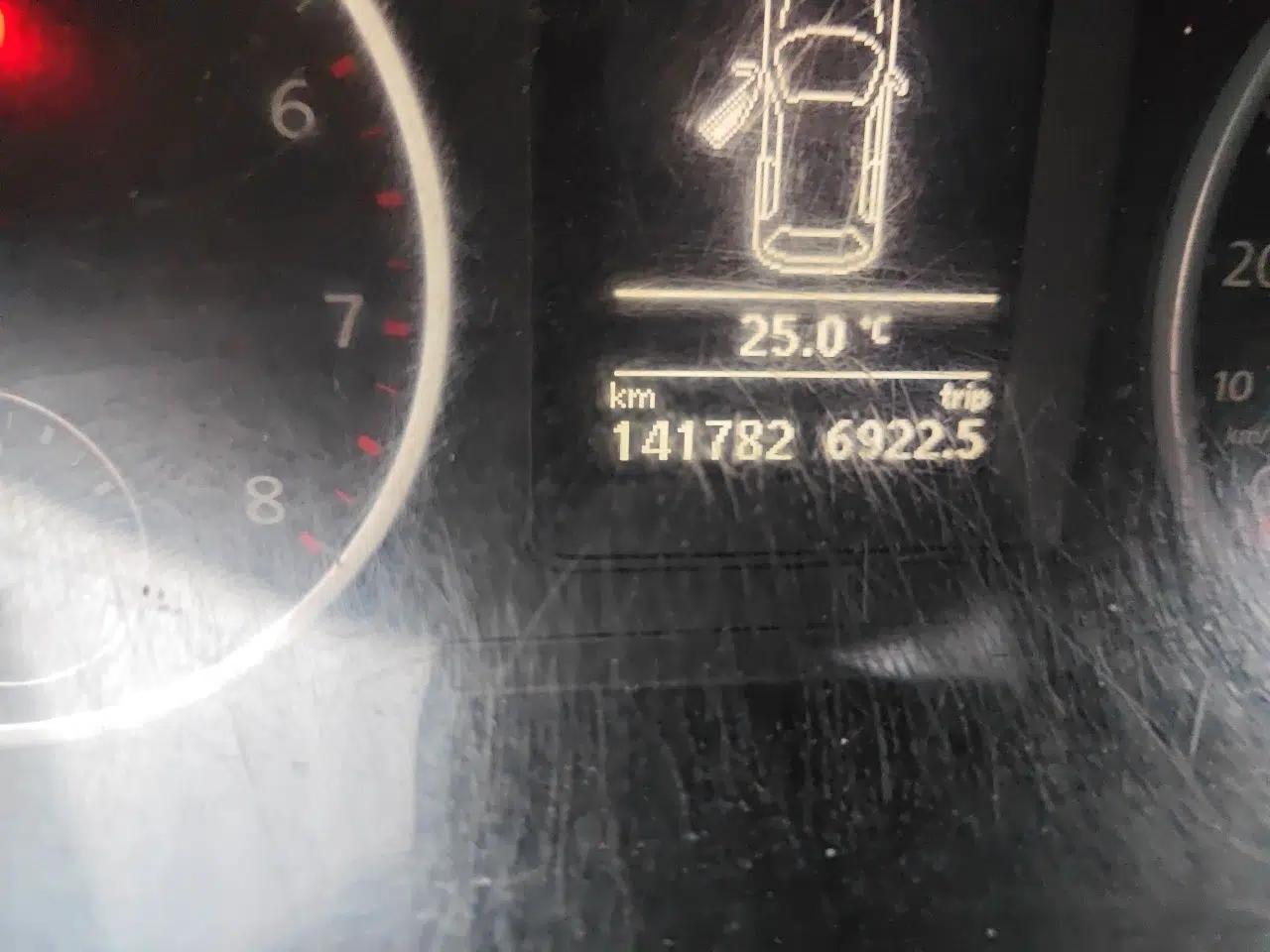 Volkswagen Tiguan 2013 1.8 TSI Automatic Two-Wheel Drive Comfort Edition — миниатюра 12