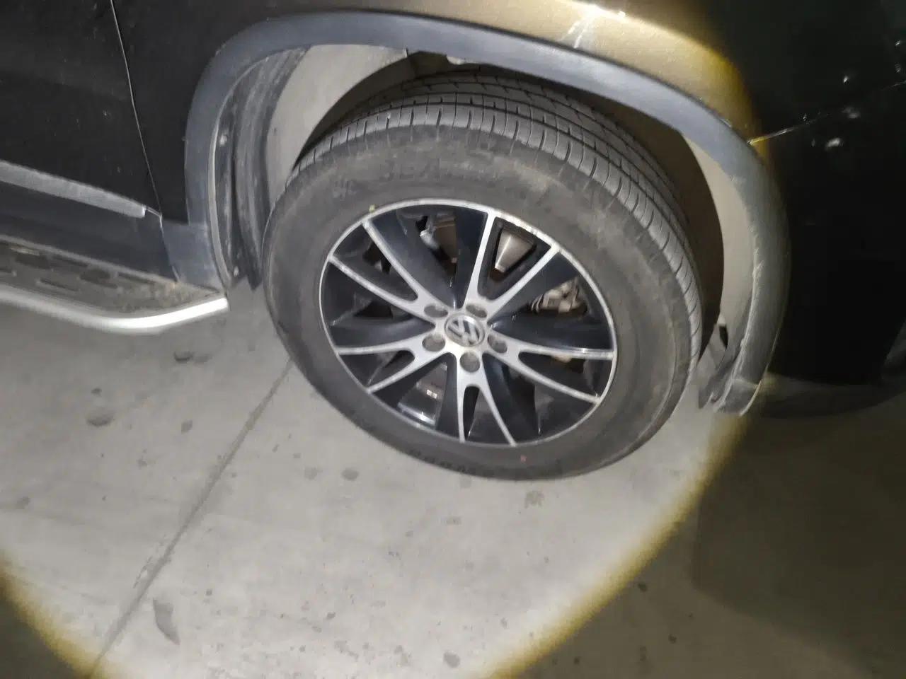 Volkswagen Tiguan 2015 1.8TSI Automatic Two-Wheel Drive Luxury Model — миниатюра 8