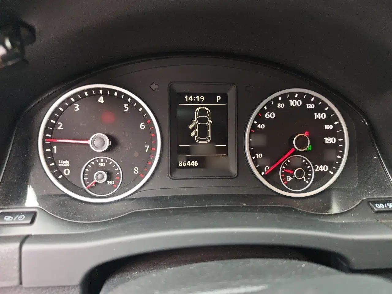 Volkswagen Tiguan 2015 1.8TSI Automatic Two-Wheel Drive Comfort Edition — миниатюра 10